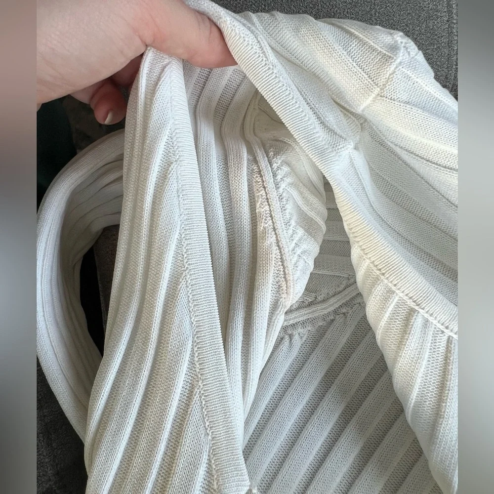 DISSH White Pleated Midi Dress - Picture 15 of 16